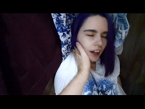 ❤️ J'ai trouvé ma soeur dans le placard et je l'ai aidée à jouir. ❤❌ Porno juste at fr.123sex.ru ❤